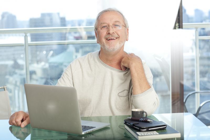 シニア向け婚活サイト