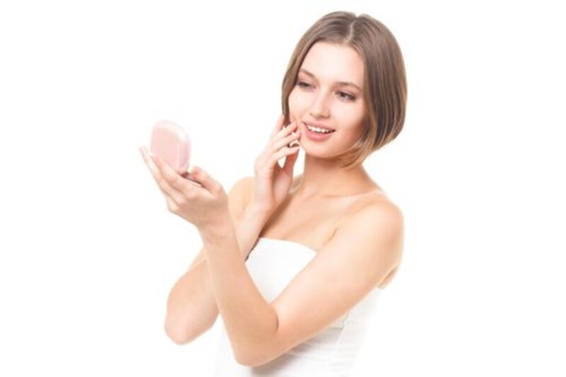 エストロゲンが分泌され、肌が綺麗になる女性