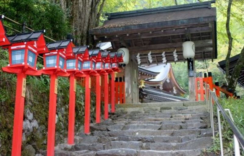 縁結びの貴船神社