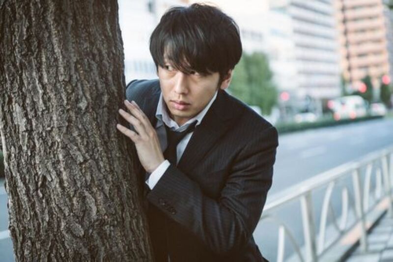 よりを戻したい考える男性