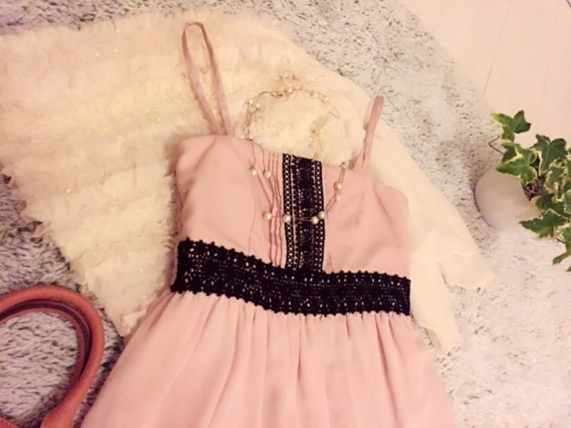 清楚なワンピース