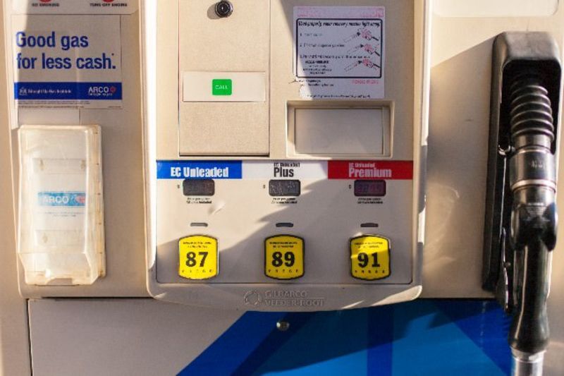 ガソリンスタンド