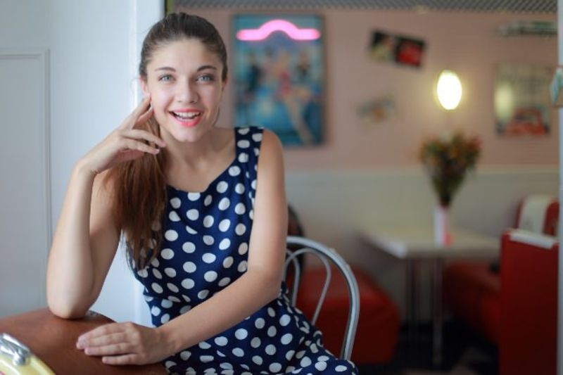 第一印象が良い素敵な笑顔の女性